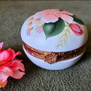 Vintage Handpainted Floral Trinket Box